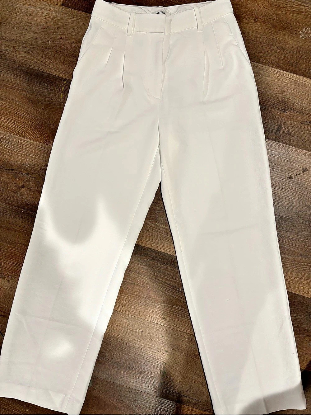 Aritzia The Effortless Pant White Straight Leg Pants Size 4